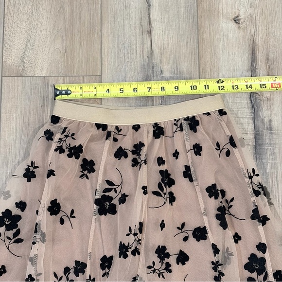 Chicwish Fairycore Goth Tulle Midi Skirt Flocked Floral Vintage Dark Academia S - Picture 6 of 8